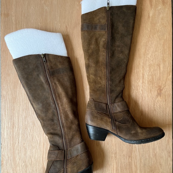 NEW Born Kylli Tobacco Suede Boots - Picture 3 of 16